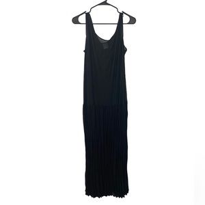 Gorgeous vintage slip dress made in the US from the 1970s-1990s
